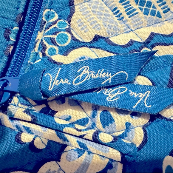 Vera Bradley Zip Around Wallet Blue Lagoon - Picture 5 of 5